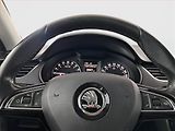 Škoda Octavia (2013) 2.0 TDI, Navi, Xenony - náhled 17