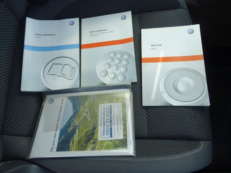 Volkswagen Touran 2,0 TDi 103 kW - fotka 12 z 33