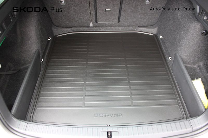 Škoda Octavia (2025) 2.0 TDI 110 kW Sportline - fotka 25 z 25