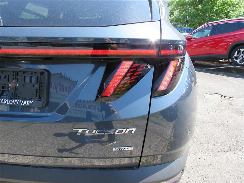 Hyundai Tucson 1,6 CRDi Style AWD AUT - fotka 31 z 35