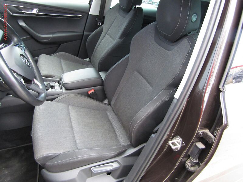 Škoda Karoq (2019) 2.0 TDi 4x4, ČR, Style, DSG - fotka 9 z 20