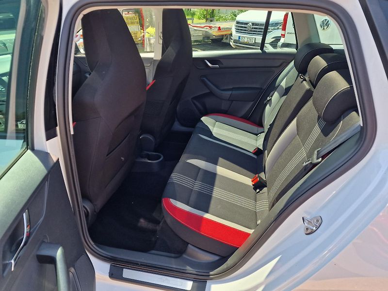Škoda Rapid 1,6TDI MONTE CARLO - fotka 8 z 20