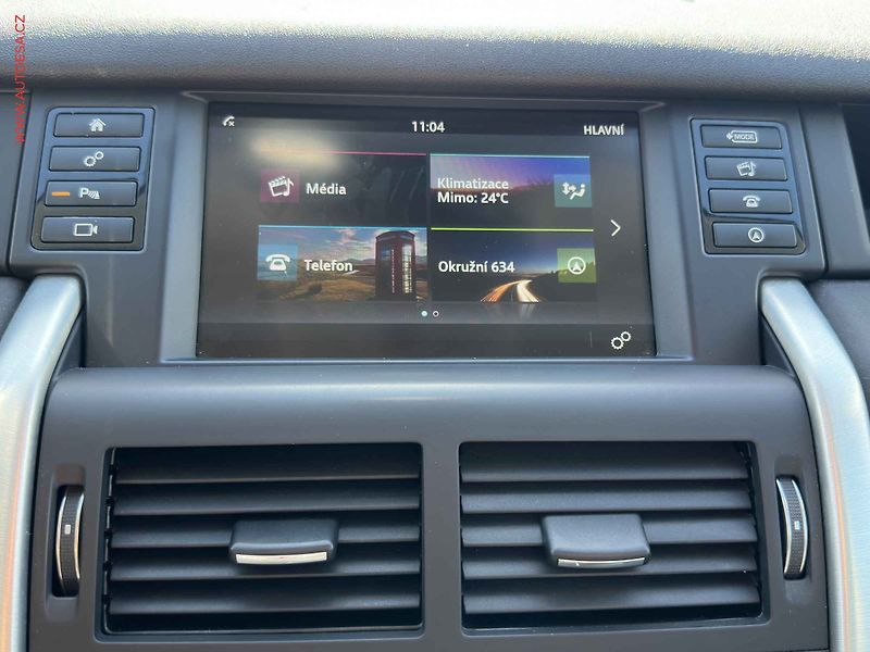 Land Rover Discovery Sport (2017) 2.0D 4x4, AT, navi, LED - fotka 16 z 23