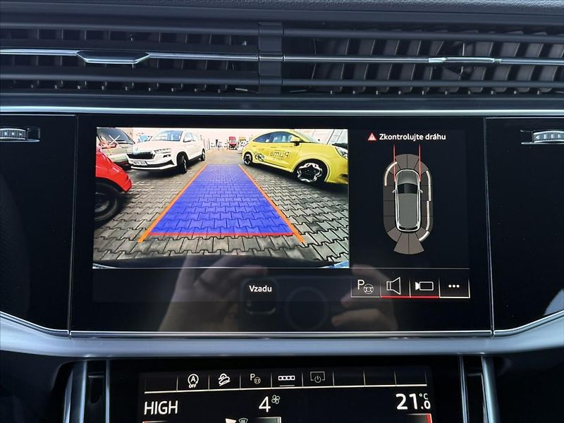 Audi Q7 3,0 TDI 210kW quattro S-line - fotka 34 z 34