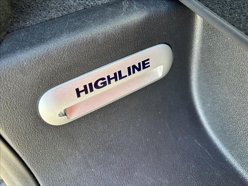 Volkswagen Multivan 2,0 DSG Highline Navi - fotka 9 z 16