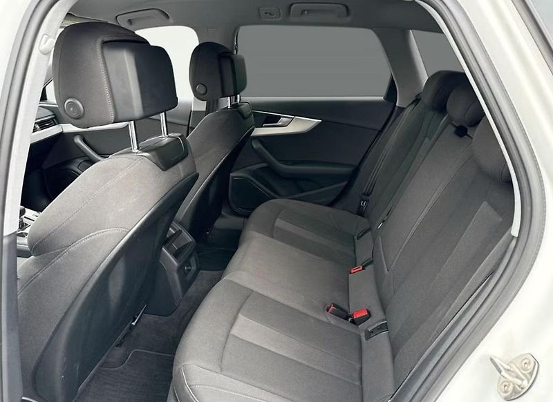 Audi A4 Allroad 45 TFSI Quattro Proline Tažné - fotka 9 z 12