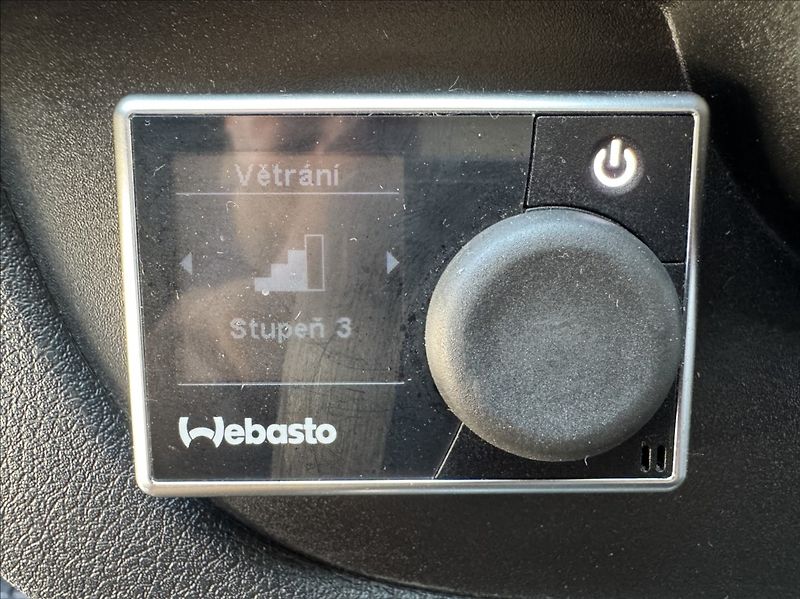 Renault Trafic 1,6 DCi 8míst WEBASTO tažné ČR - fotka 43 z 50