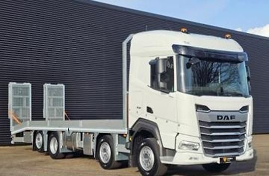 DAF XF (2026) 480 8x2 transport strojů - fotka 7 z 18