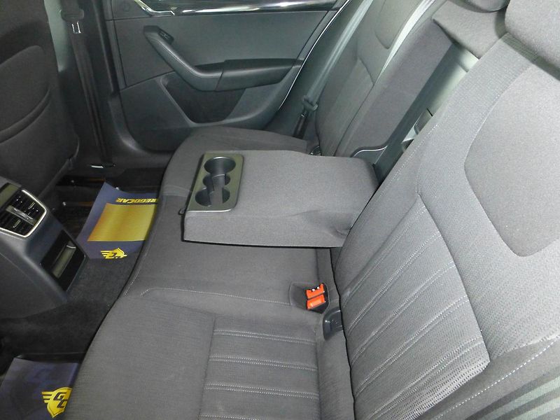 Škoda Octavia (2017) 2,0TDI*NAVIGACE**ALU**PARK.S - fotka 15 z 26