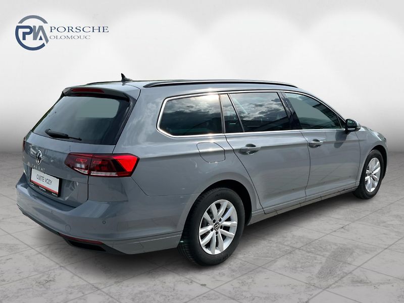 Volkswagen Passat Business 2.0 TDI 110 kW DSG Va - fotka 2 z 28