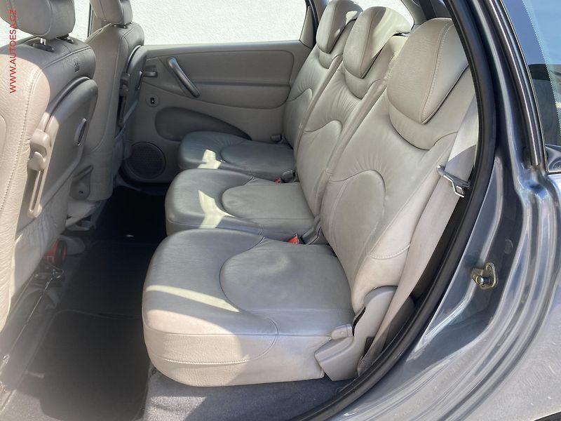 Citroën Xsara Picasso (2006) 1.6 HDi, AC, el. výbava - fotka 10 z 13
