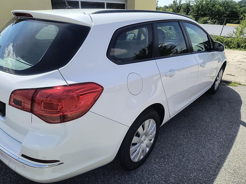 Opel Astra (2016) 1.6 88KW/AC/PDC/TEMPOMAT/DO/PC - fotka 14 z 51