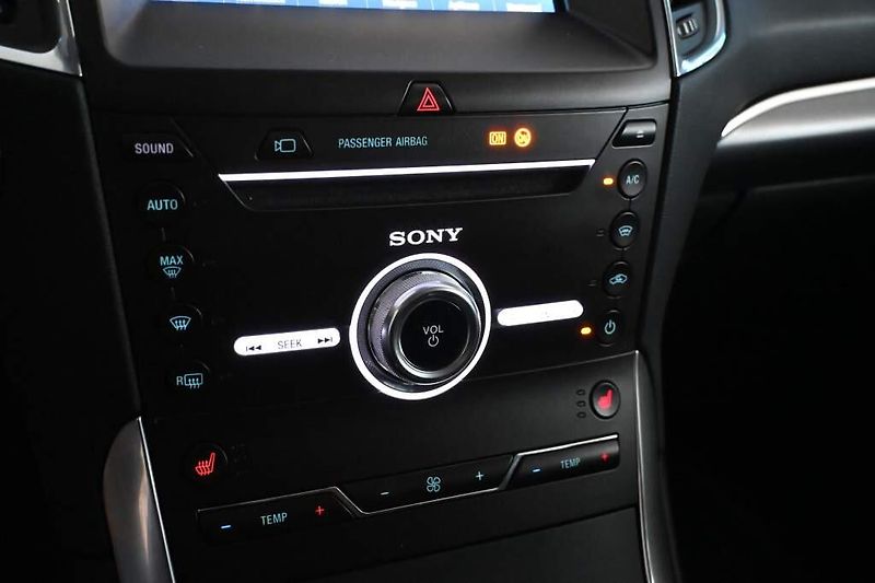 Ford S-MAX (2022) 2.0 7 Míst 140 KW LED SONY ACC - fotka 20 z 41