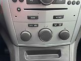 Opel Zafira (2009) 1.6i, AC, tažné - náhled 15