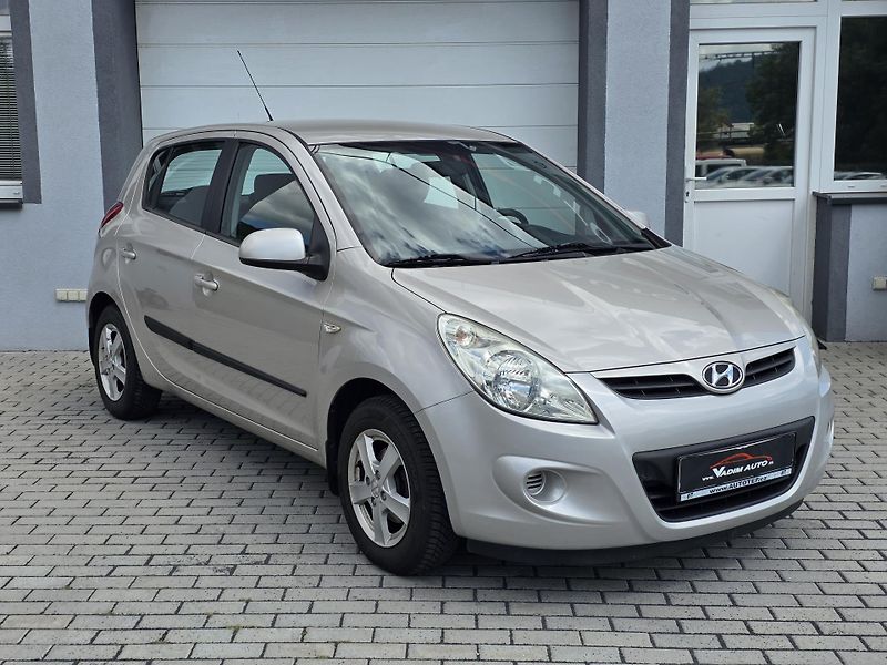 Hyundai i20 (2011) 1.2i 57kW P.SENZORY ČR NOVÉ - fotografie inzerátu