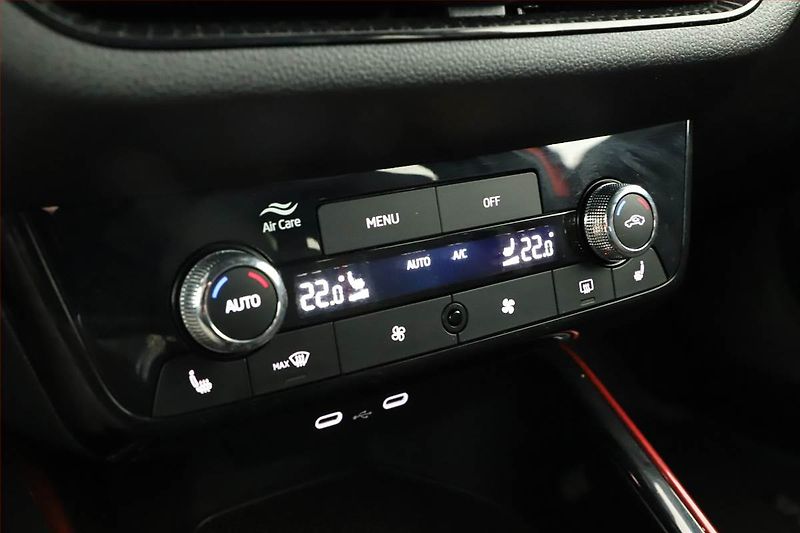 Škoda Fabia (2025) 1.0 TSI, Monte Carlo, FullLed - fotka 9 z 16