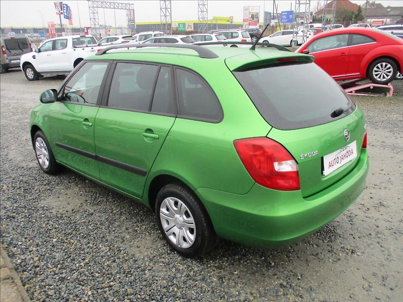 Škoda Fabia 1,2 TSI, klima, serv. kniha, - fotka 7 z 39