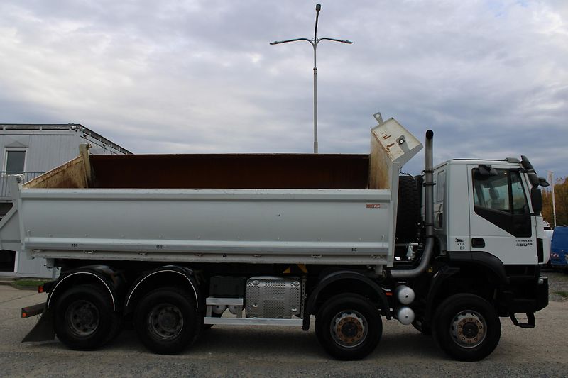 Iveco Trakker 410 8x8 Sklápěč Bordmatic E6  - fotka 9 z 28