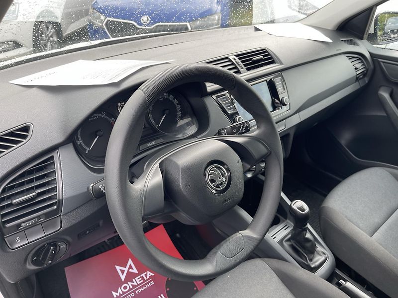 Škoda Fabia 1.0 TSi 70 kW NEHAVAR-DPH-ČR ! - fotka 20 z 25
