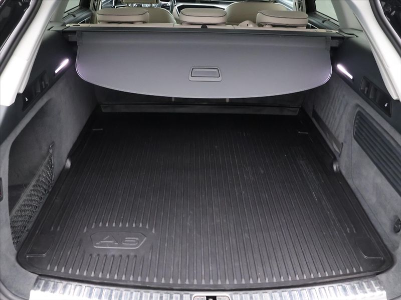 Audi A6 3,0 55 TFSI 250kW Quattro S-Tr - fotka 10 z 30