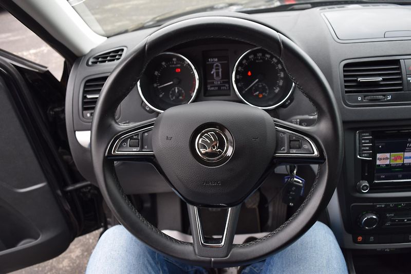 Škoda Yeti (2016) 1.4TSI 92kw AMBI ALU TEMPOMAT - fotka 27 z 44
