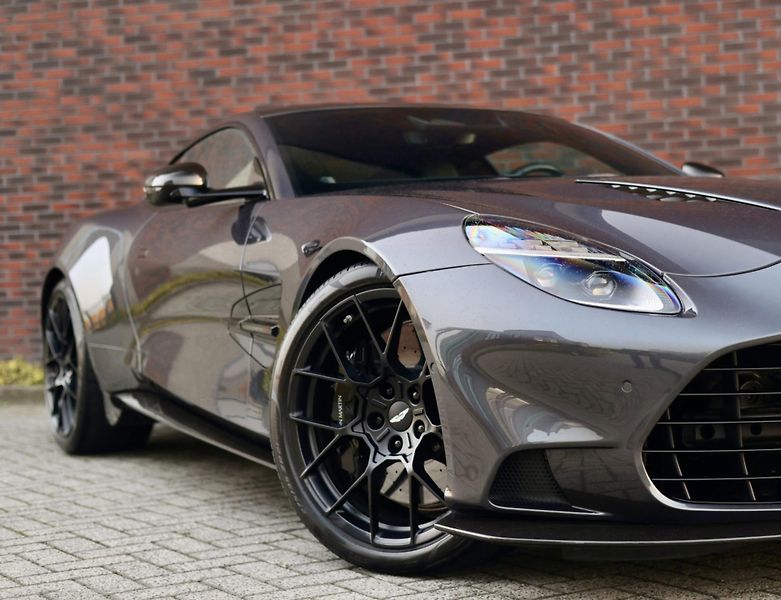 Aston Martin Vanquish (2024) 5.2 V12 New model - fotka 21 z 60