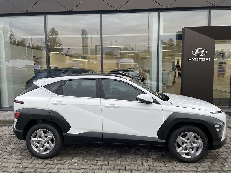 Hyundai Kona 26 1,6 T-GDI DCT HP SMART TECH - fotka 3 z 27