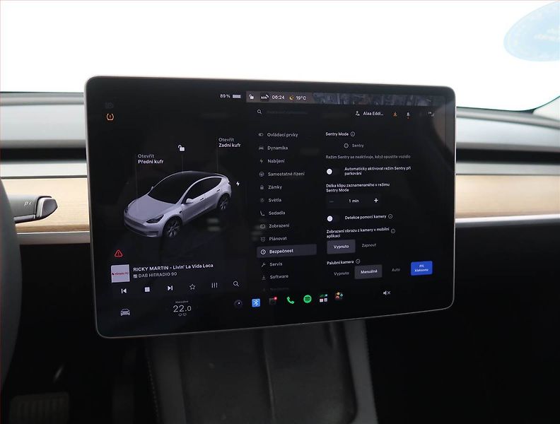 Tesla Model Y (2023) Long Range AWD 79kWh, SoH 92% - fotka 26 z 33