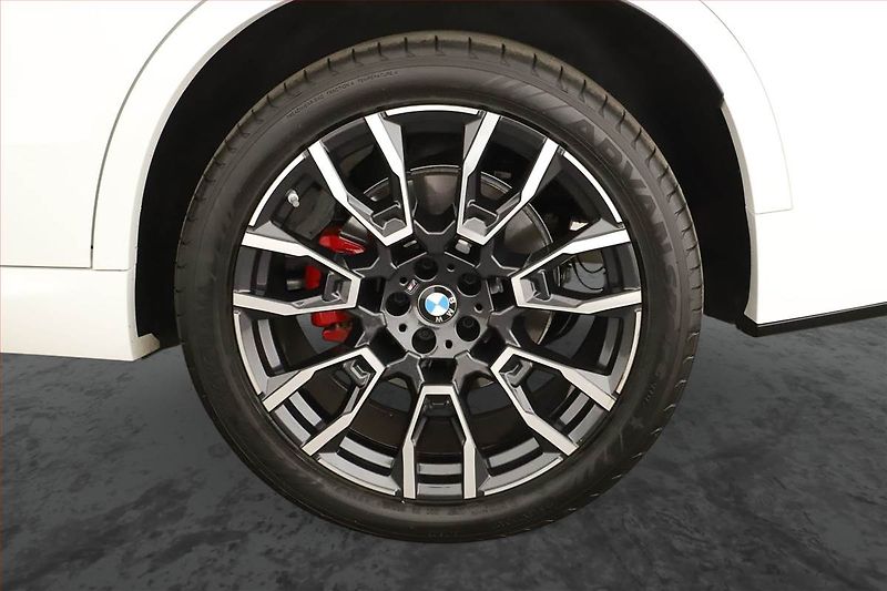 BMW X5 (2024) xDrive30d, Harman/kardon - fotka 12 z 23