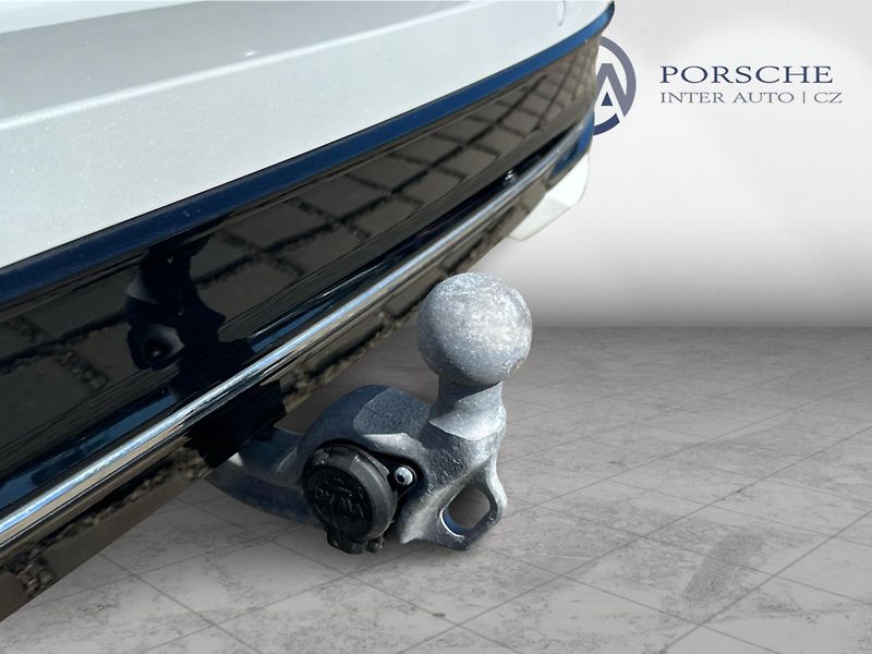 Volkswagen Passat Elegance 2,0 TDI 110 kW - fotka 18 z 23