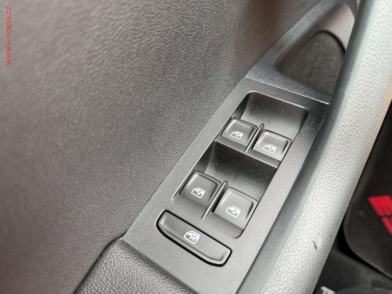 Škoda Octavia (2017) 1.4 G-Tec, ČR, Style - fotka 11 z 19