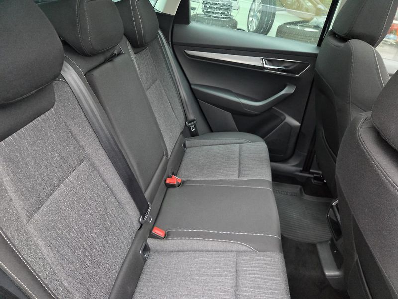 Škoda Karoq (2019) 1.5 TSI TAŽNÉ ZAŘÍZENÍ - fotka 6 z 10
