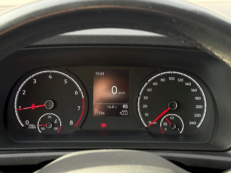 Volkswagen Caddy (2021) 1.5 TSi 84 kW - fotka 11 z 20