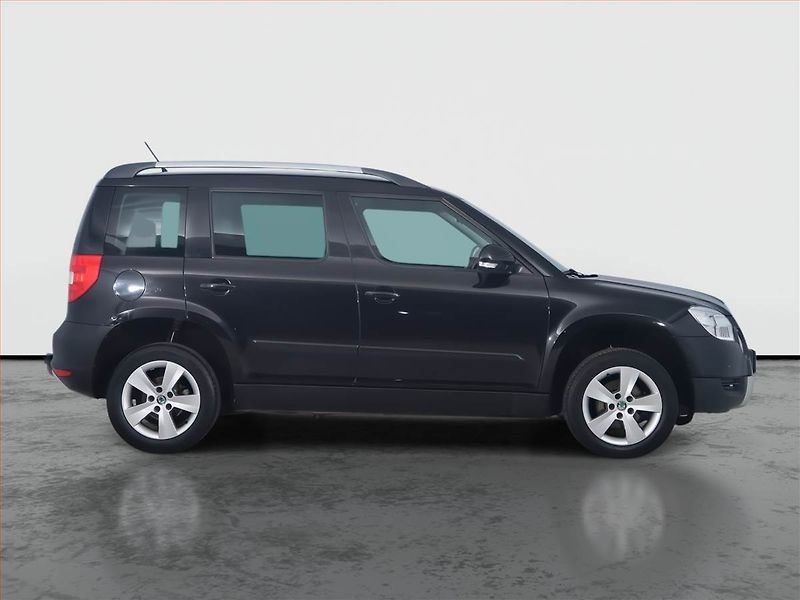 Škoda Yeti (2010) 1.2 TSI, Park. senzory - fotka 6 z 17