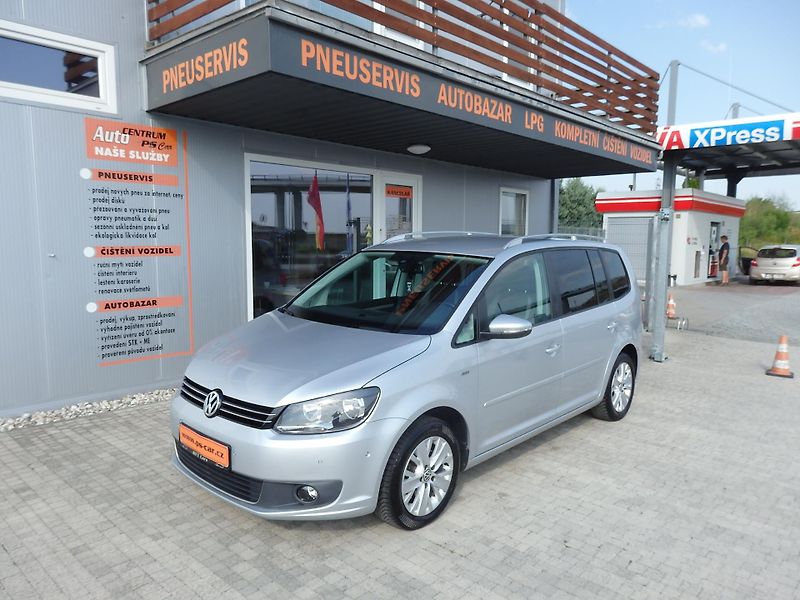 Volkswagen Touran 1.4 TSI 103 kW DIGI.KLIMA LIFE - fotka 1 z 26