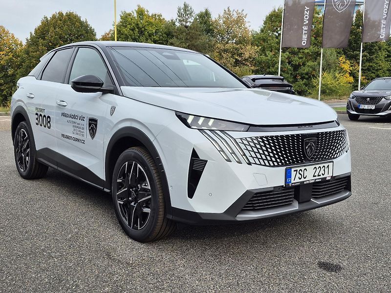 Peugeot 3008 (2026) GT Hybrid 145 e-DCS6  - fotka 6 z 21