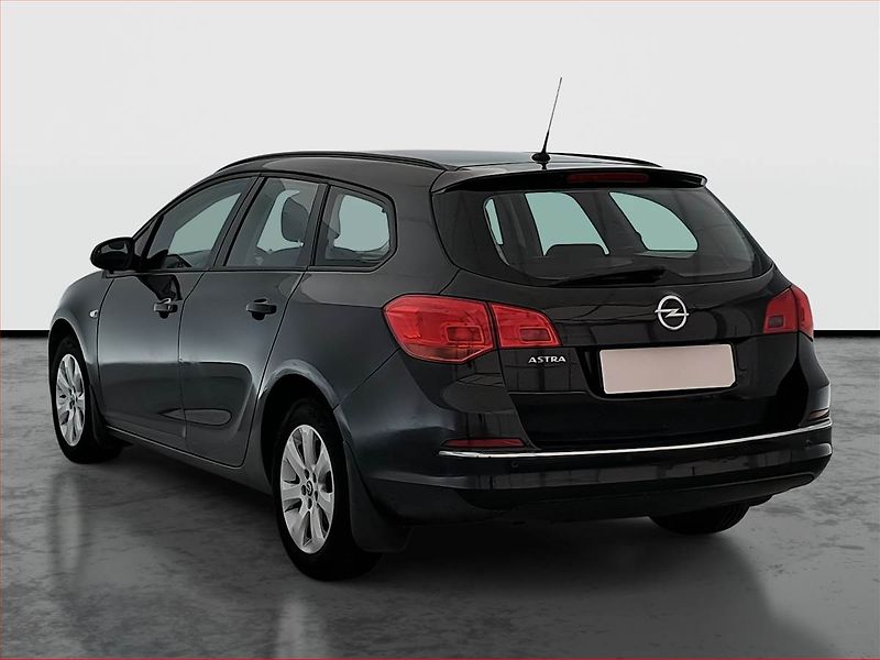 Opel Astra (2013) 1.6 16V, Tempomat - fotka 4 z 17