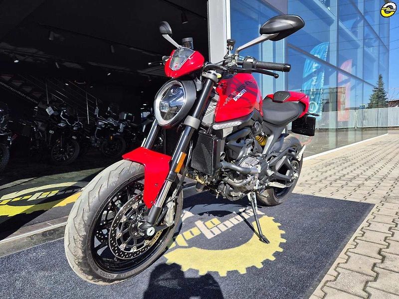 Ducati Monster (2021) - fotka 8 z 21