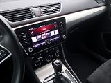 Škoda Superb 2,0 TDI 110kW Style DSG LED CZ - náhled 23