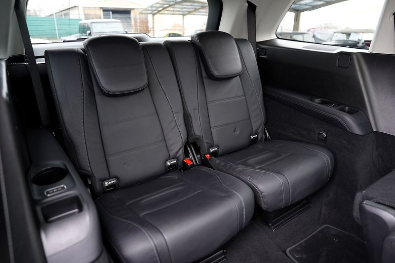 Mercedes-Benz GLS 400d 4Matic/AMG/ČR - fotka 36 z 51