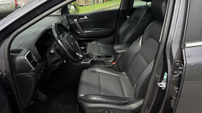 Kia Sportage (2017) 2.0CRDI 4X4 100KW - fotka 12 z 28