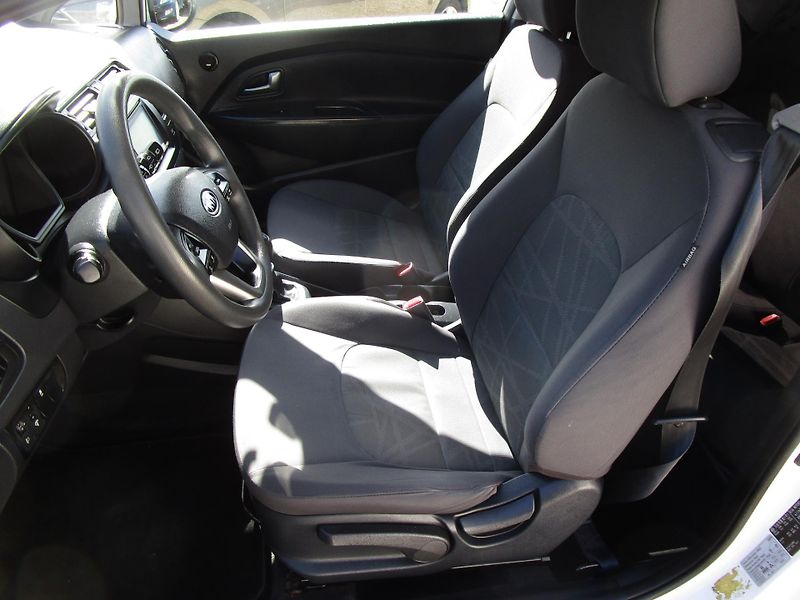 Kia Rio 1,4-80KW - NOVÁ STK - fotka 12 z 20