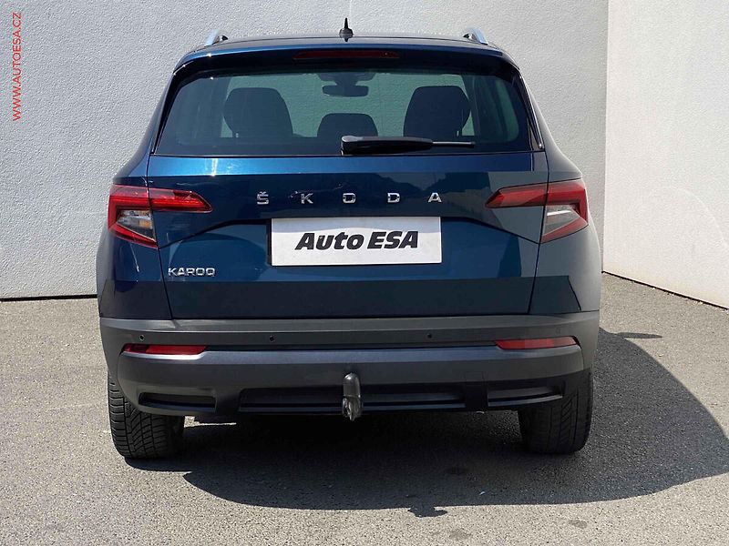 Škoda Karoq (2019) 1.6 TDi, Ambition, DSG, navi - fotka 5 z 16