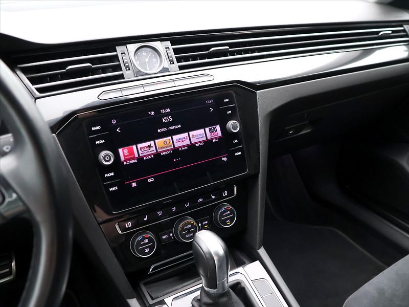 Volkswagen Arteon 2,0 TDI 140kW DSG Elegance CZ - fotka 15 z 27