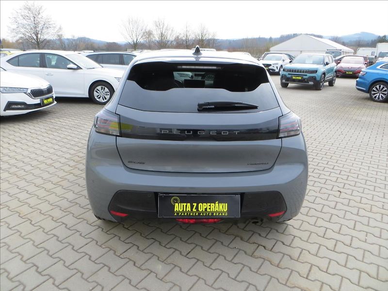 Peugeot 208 1,2 74kW e-DCS6 ALLURE ČR - fotka 6 z 24