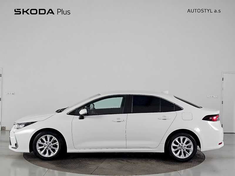 Toyota Corolla (2023) 1.5i CVT COMFORT TECH - fotka 3 z 23