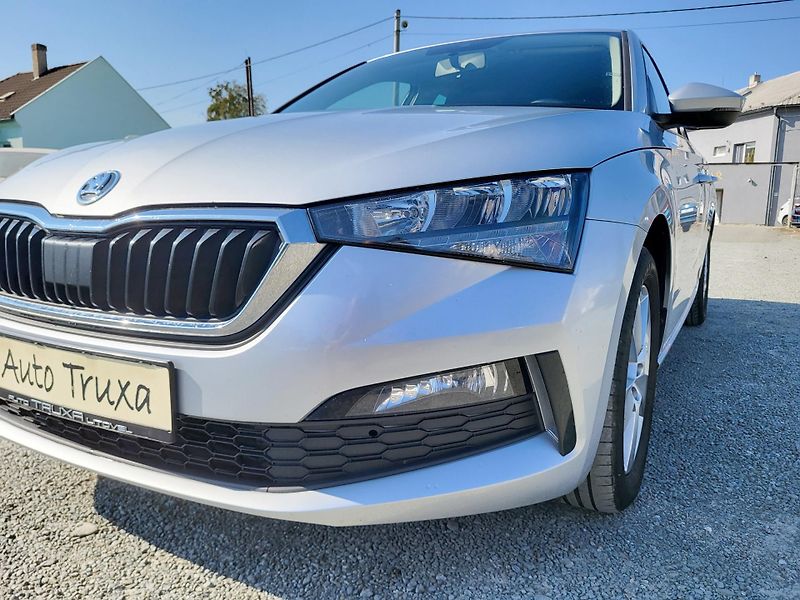 Škoda Scala 1.0 TSI 70kW AMBITION *ČR - fotka 29 z 42