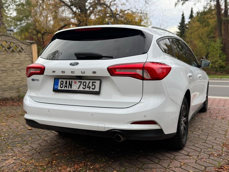 Ford Focus 1.5 TITAN. ČR 1.MAJ NEBOURÁNO - fotka 6 z 29