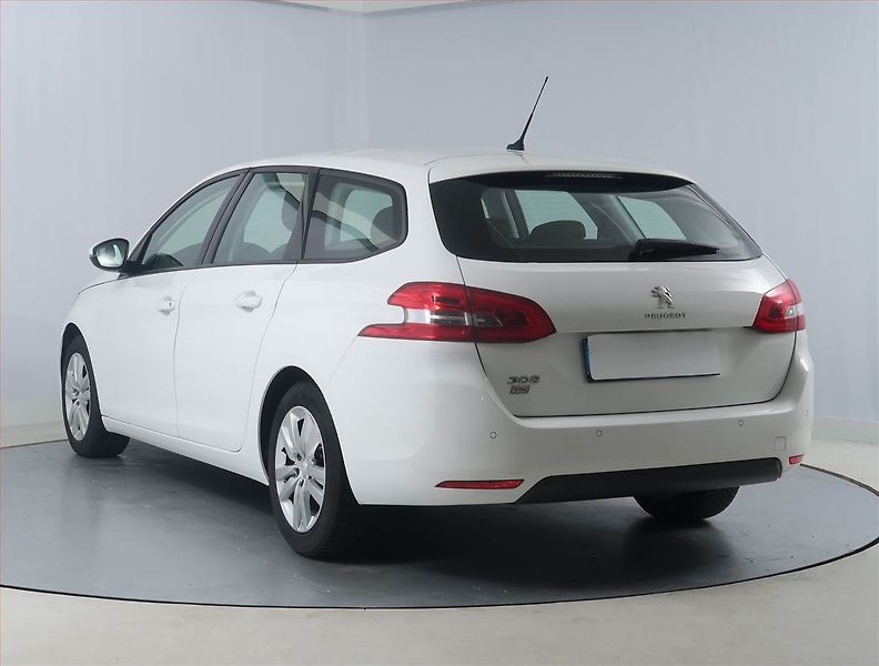 Peugeot 308 (2019) 1.2 PureTech, Serv.kniha - fotka 4 z 14