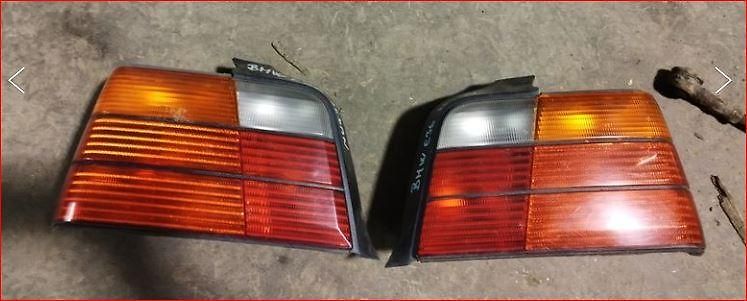BMW Ostatní E36 sedan zadní světla - fotka 1 z 1